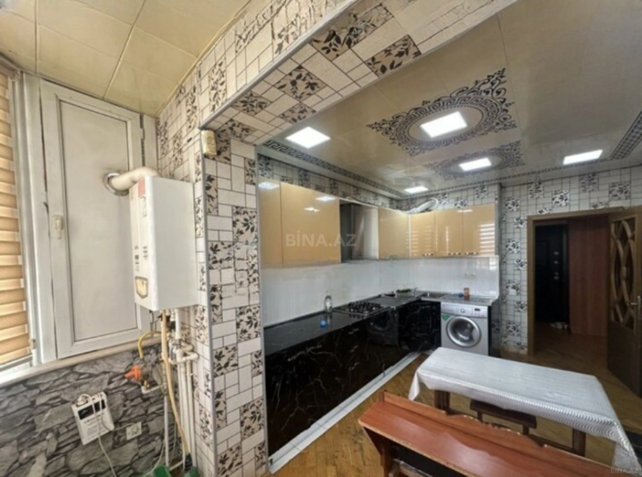 Kirayə verilir 2 otaqlı mənzil 85 m²