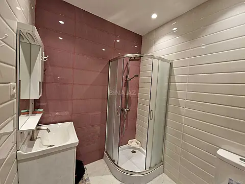 Kirayə verilir 2 otaqlı mənzil 75 m²