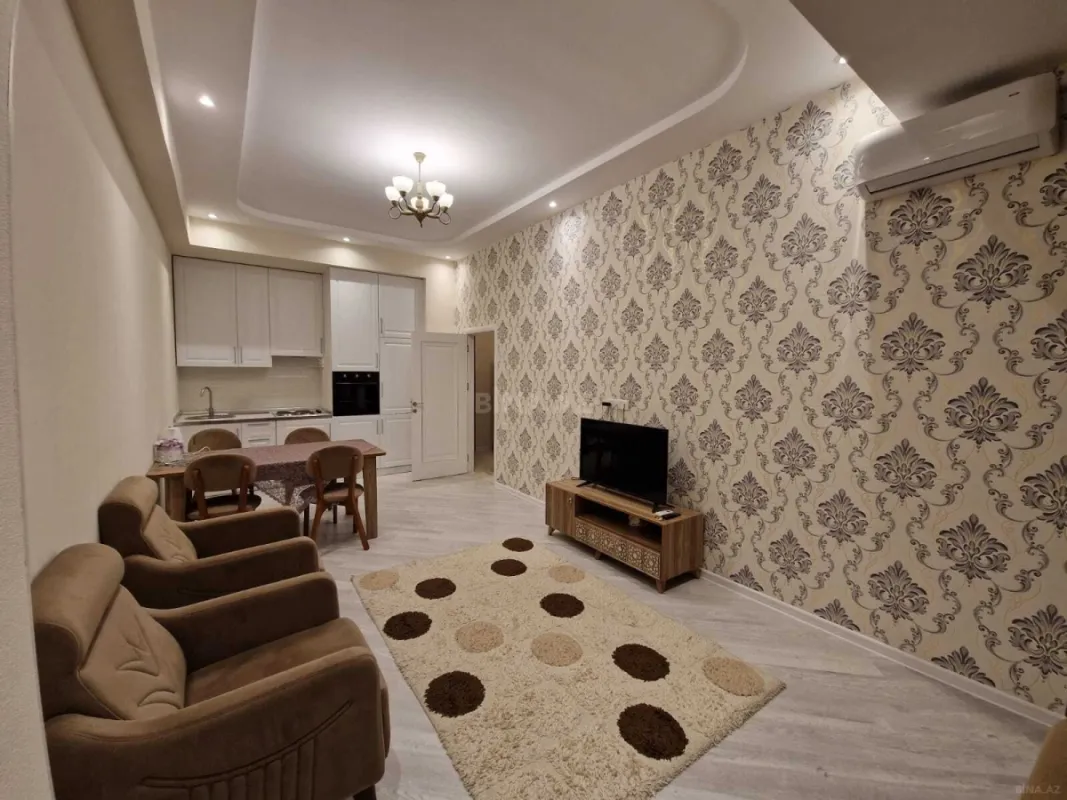 Kirayə verilir 2 otaqlı mənzil 75 m²