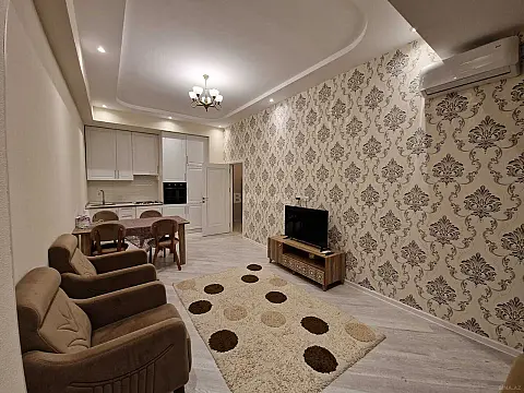 Kirayə verilir 2 otaqlı mənzil 75 m² — Bakı, İnşaatçılar 2 otaq 75.00 m²