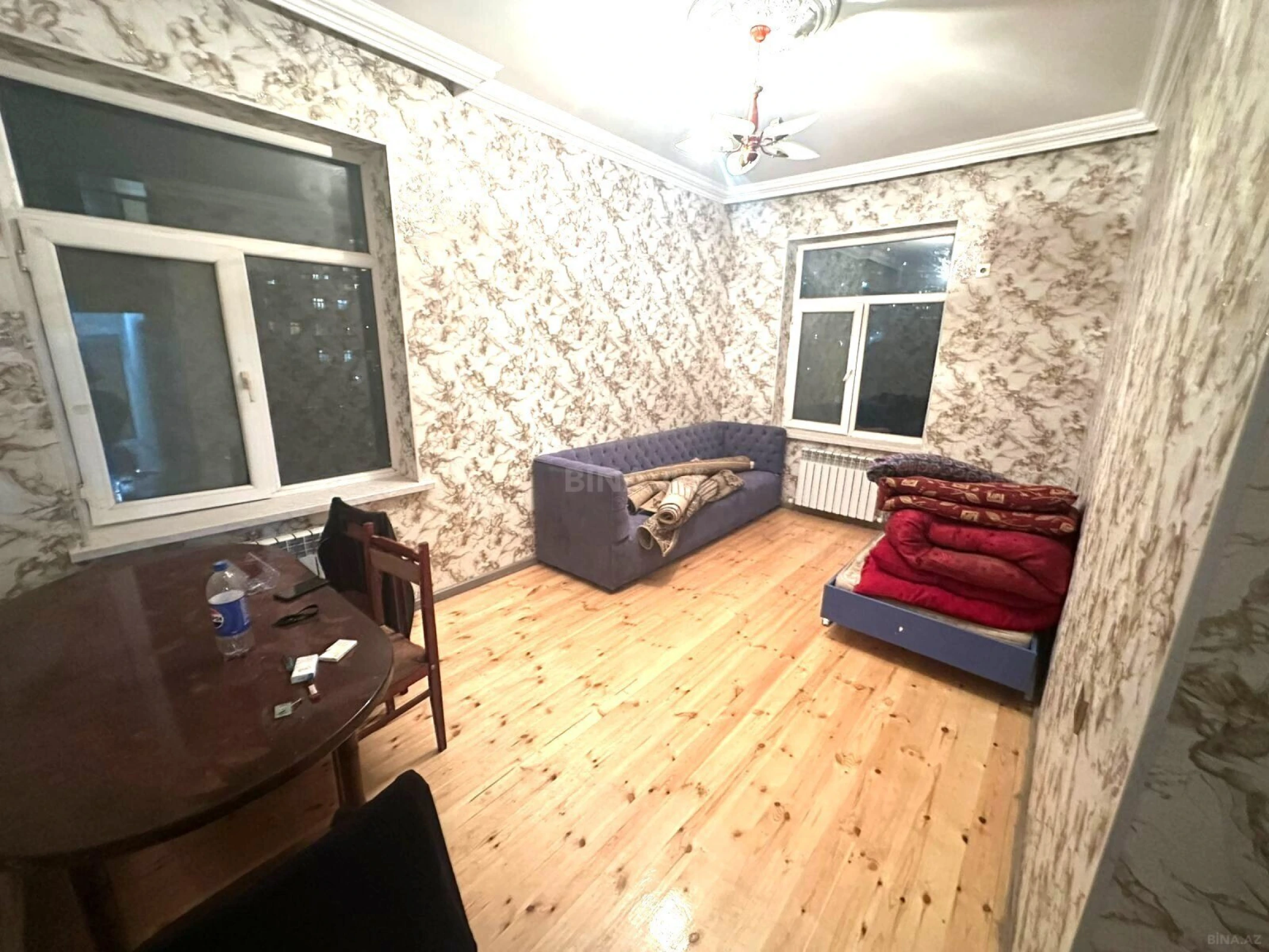 Kirayə verilir 2 otaqlı mənzil 70 m²