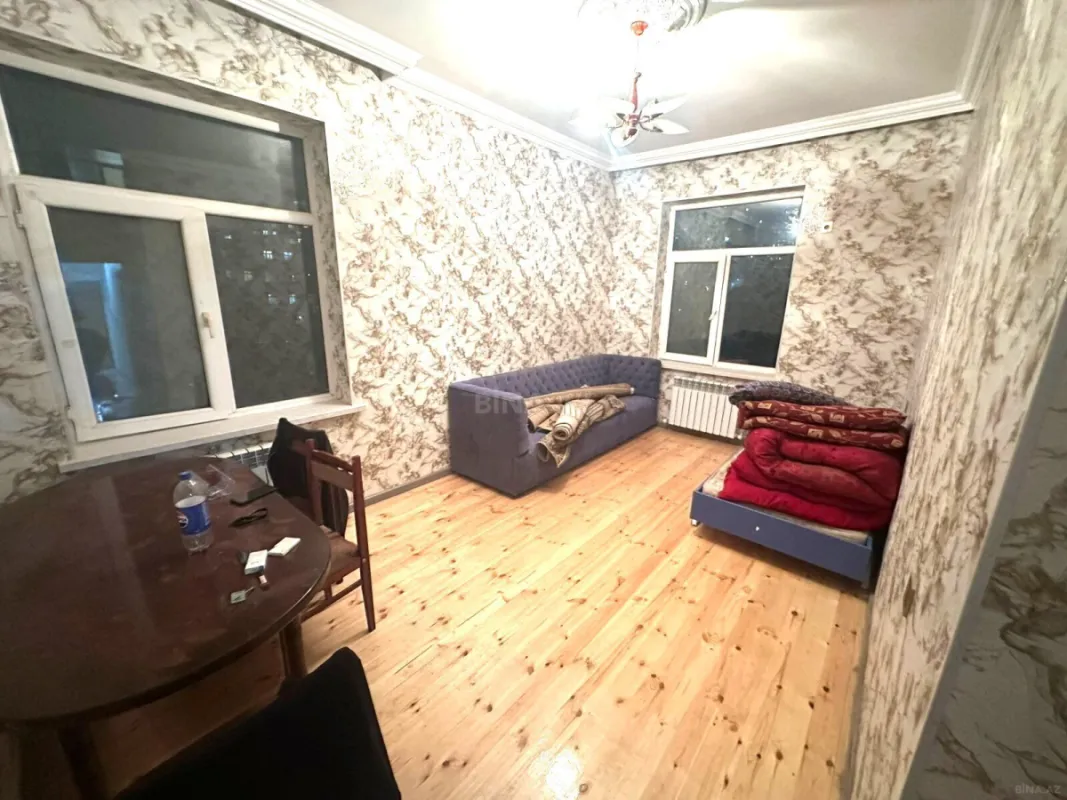 Kirayə verilir 2 otaqlı mənzil 70 m²