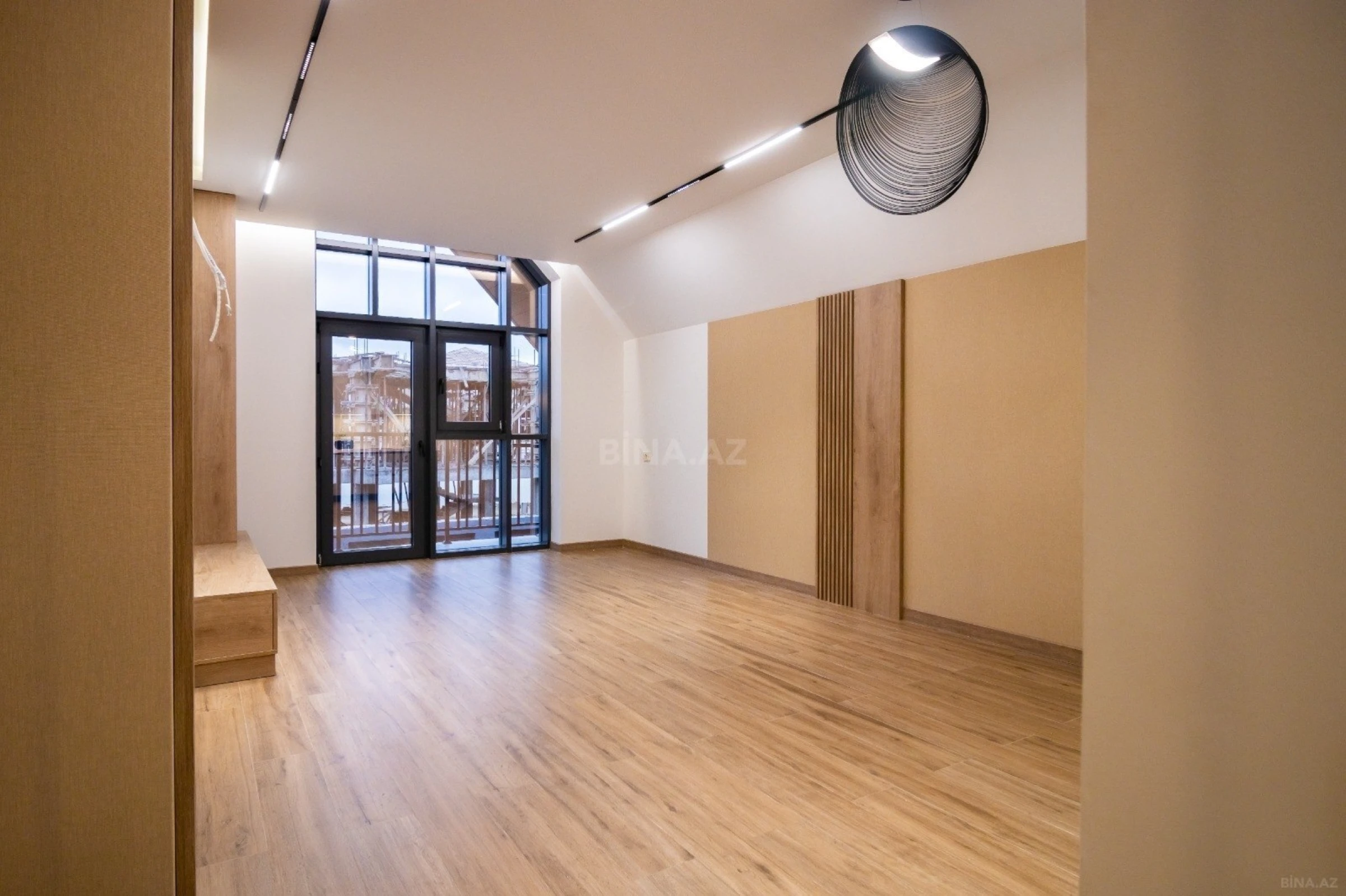 Satılır 3 otaqlı həyət evi 138 m²