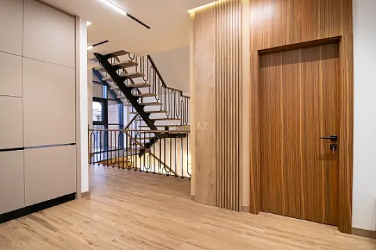 Satılır 3 otaqlı həyət evi 138 m²