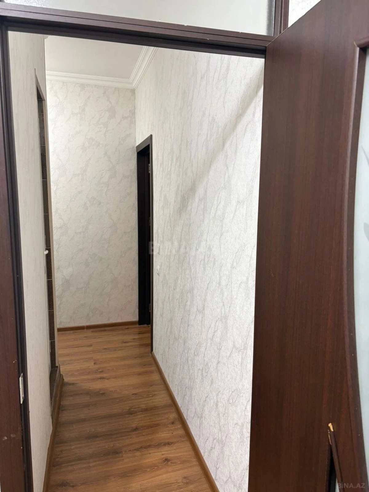 Satılır 2 otaqlı mənzil 45 m²