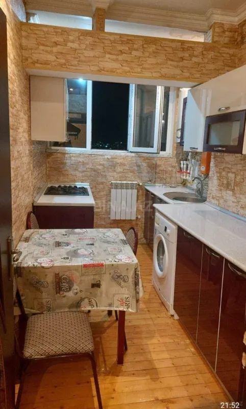 Satılır 2 otaqlı mənzil 41 m²