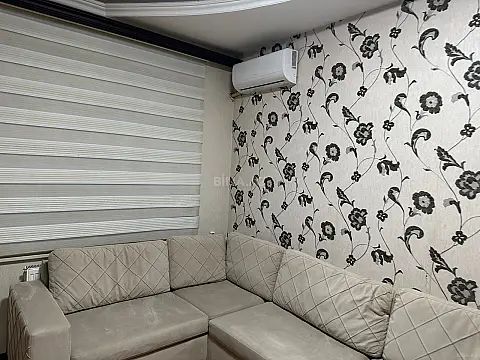 Kirayə verilir 2 otaqlı mənzil 67 m²