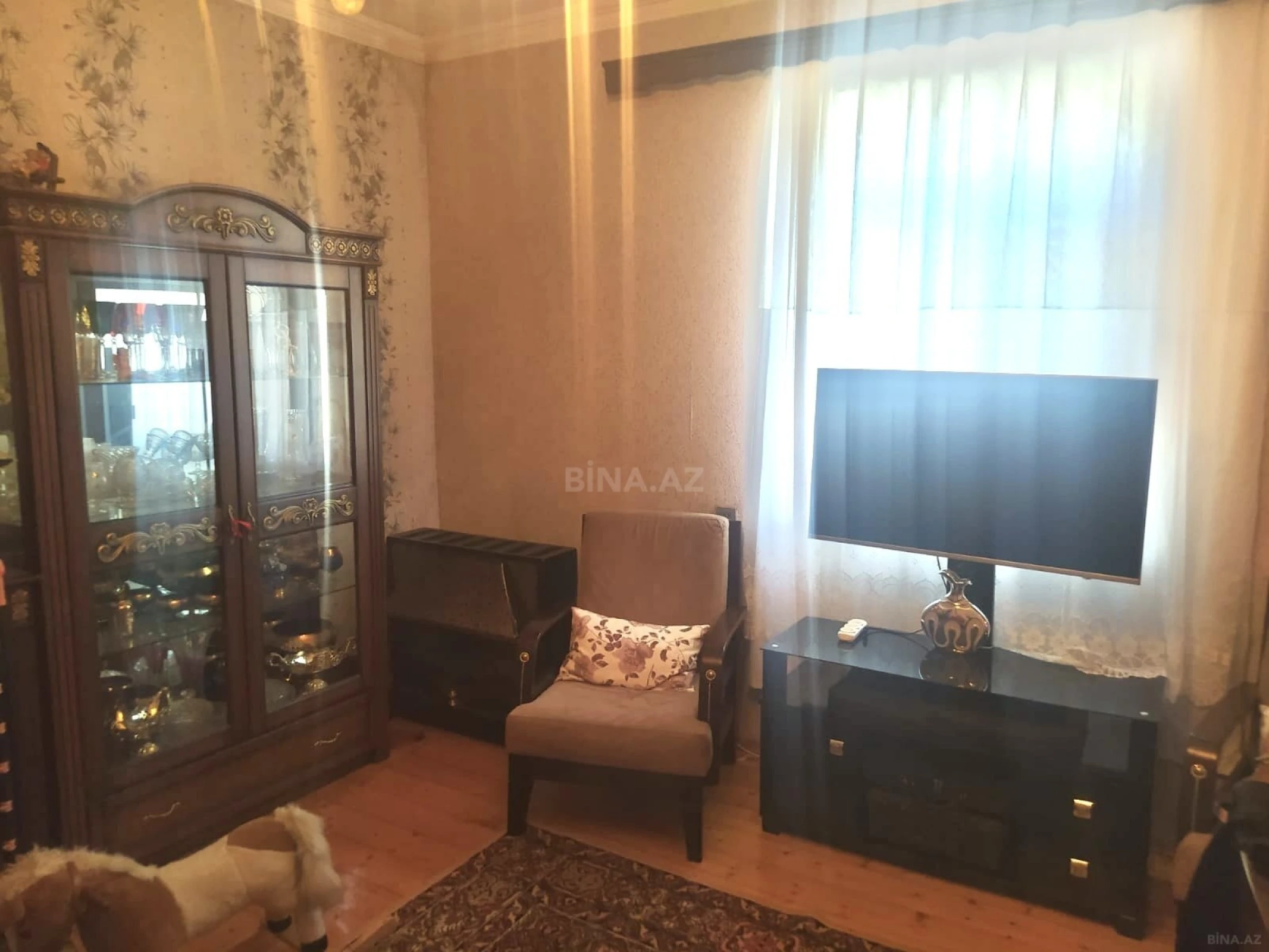 Satılır 5 otaqlı həyət evi 200 m²