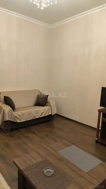 Kirayə verilir 2 otaqlı mənzil 51 m²