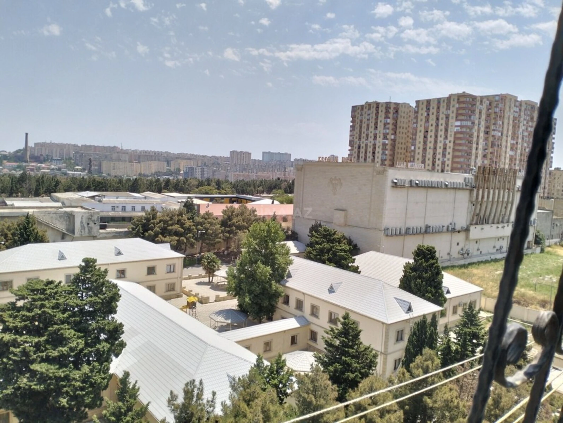 Satılır 5 otaqlı mənzil 120 m²