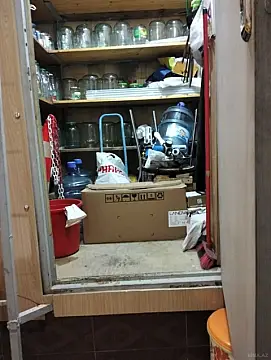 Satılır 5 otaqlı mənzil 120 m²