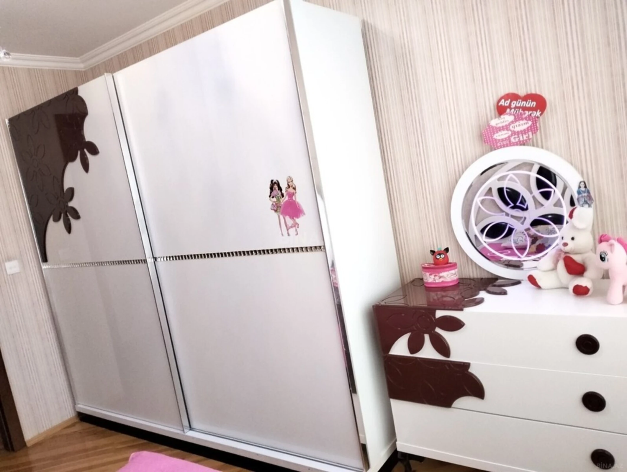 Satılır 5 otaqlı mənzil 120 m²