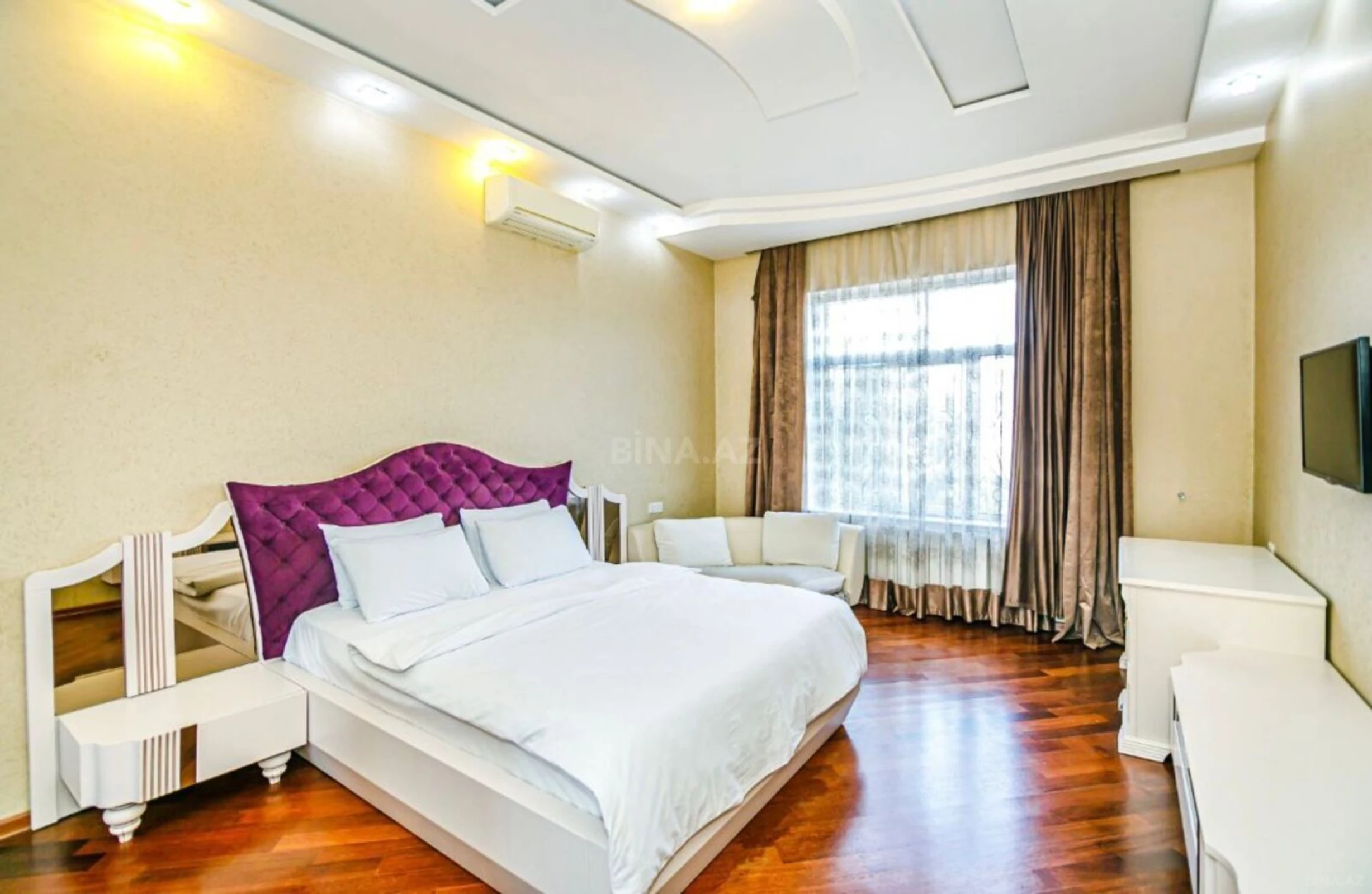 Kirayə verilir 9 otaqlı həyət evi 600 m²