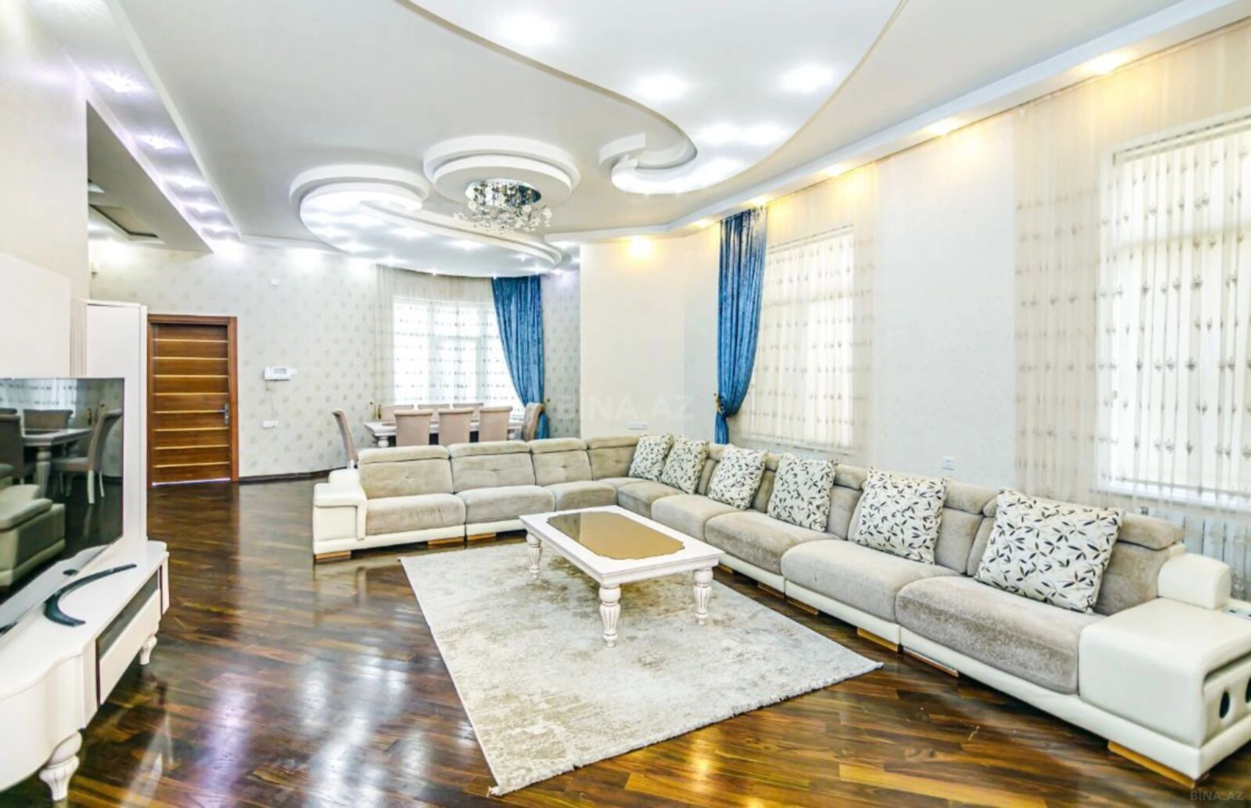 Kirayə verilir 9 otaqlı həyət evi 600 m²