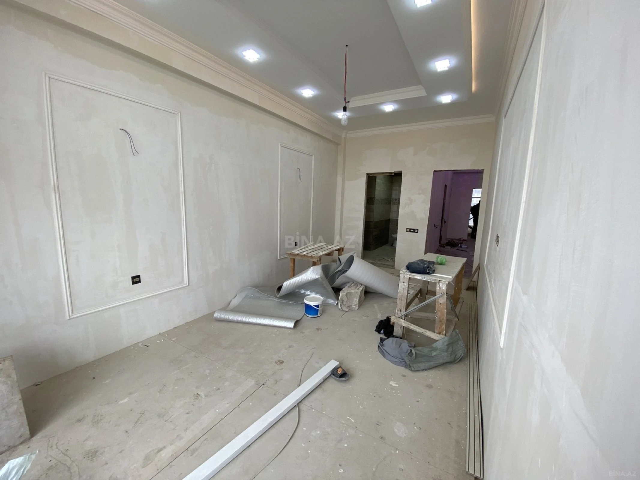Satılır 3 otaqlı mənzil 175 m²