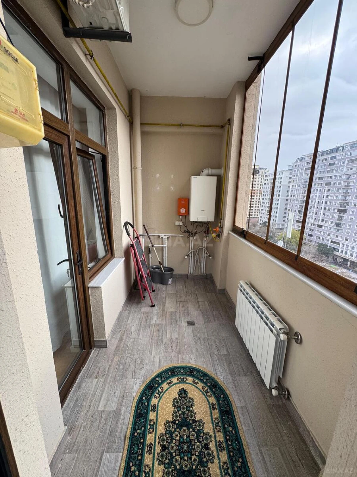 Kirayə verilir 2 otaqlı mənzil 100 m²
