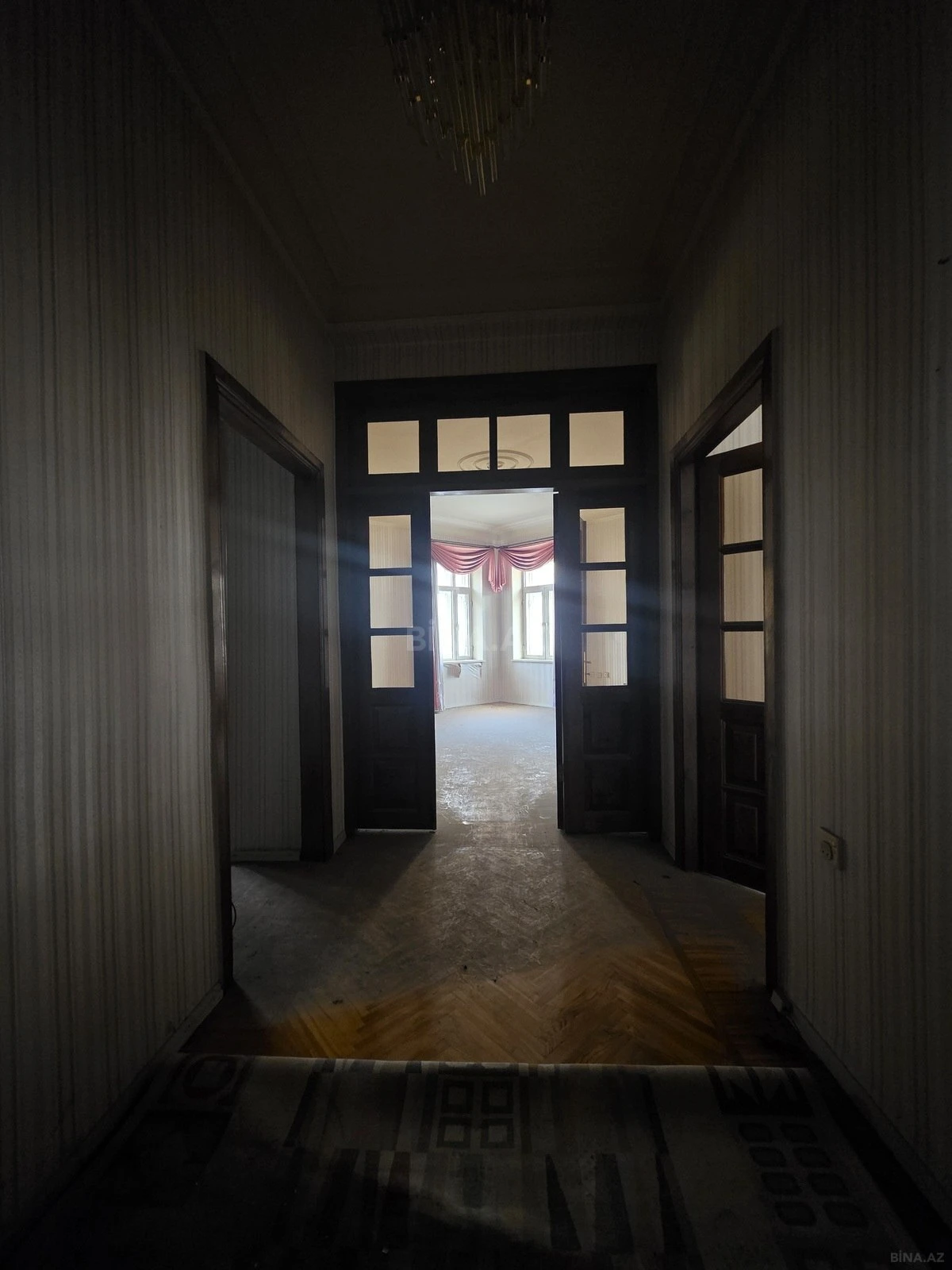 Satılır 2 otaqlı mənzil 68 m²