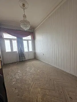 Satılır 2 otaqlı mənzil 68 m²