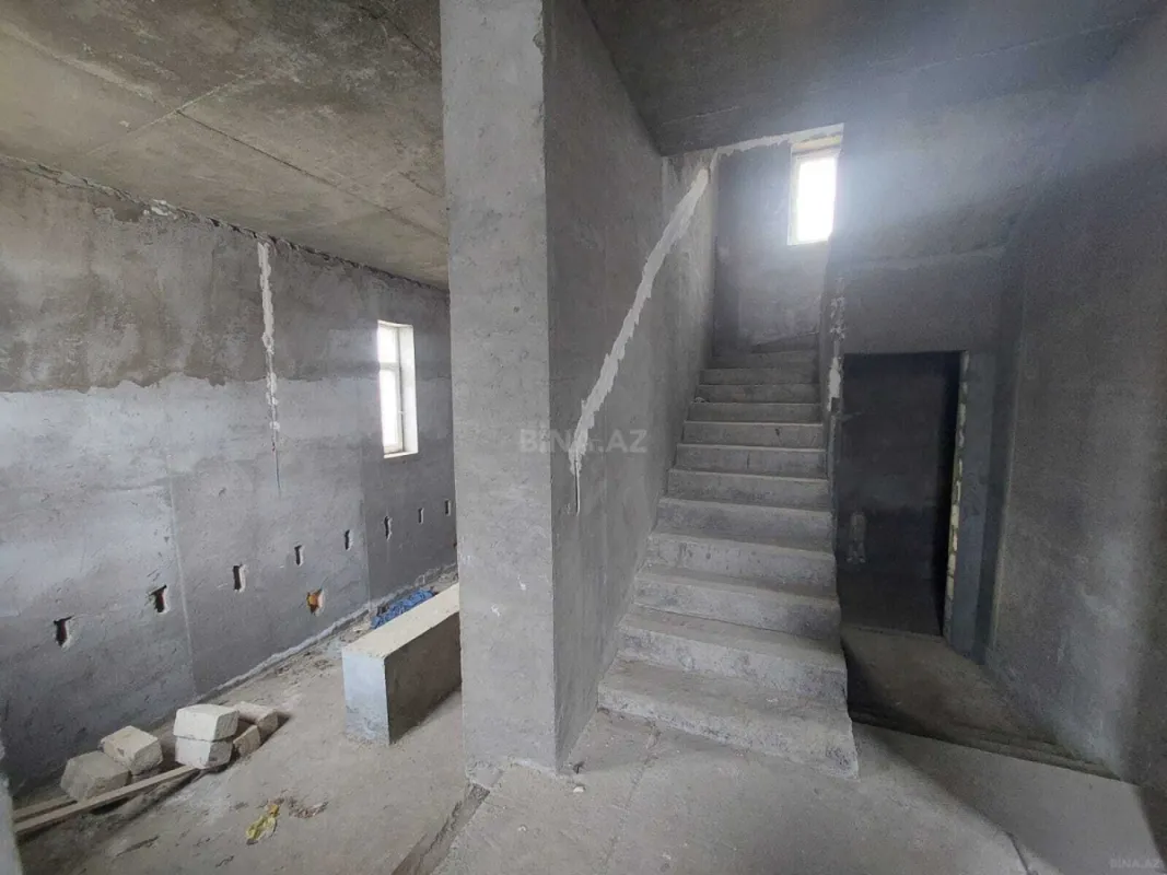 Satılır 4 otaqlı həyət evi 90 m²