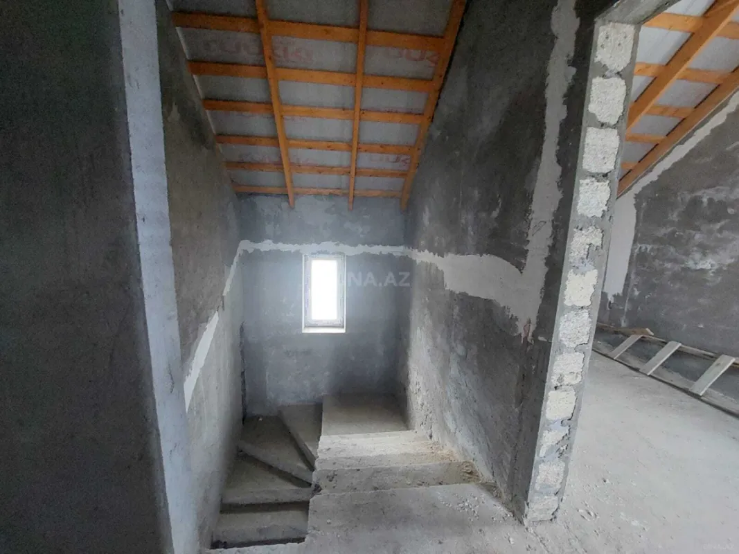 Satılır 4 otaqlı həyət evi 90 m²