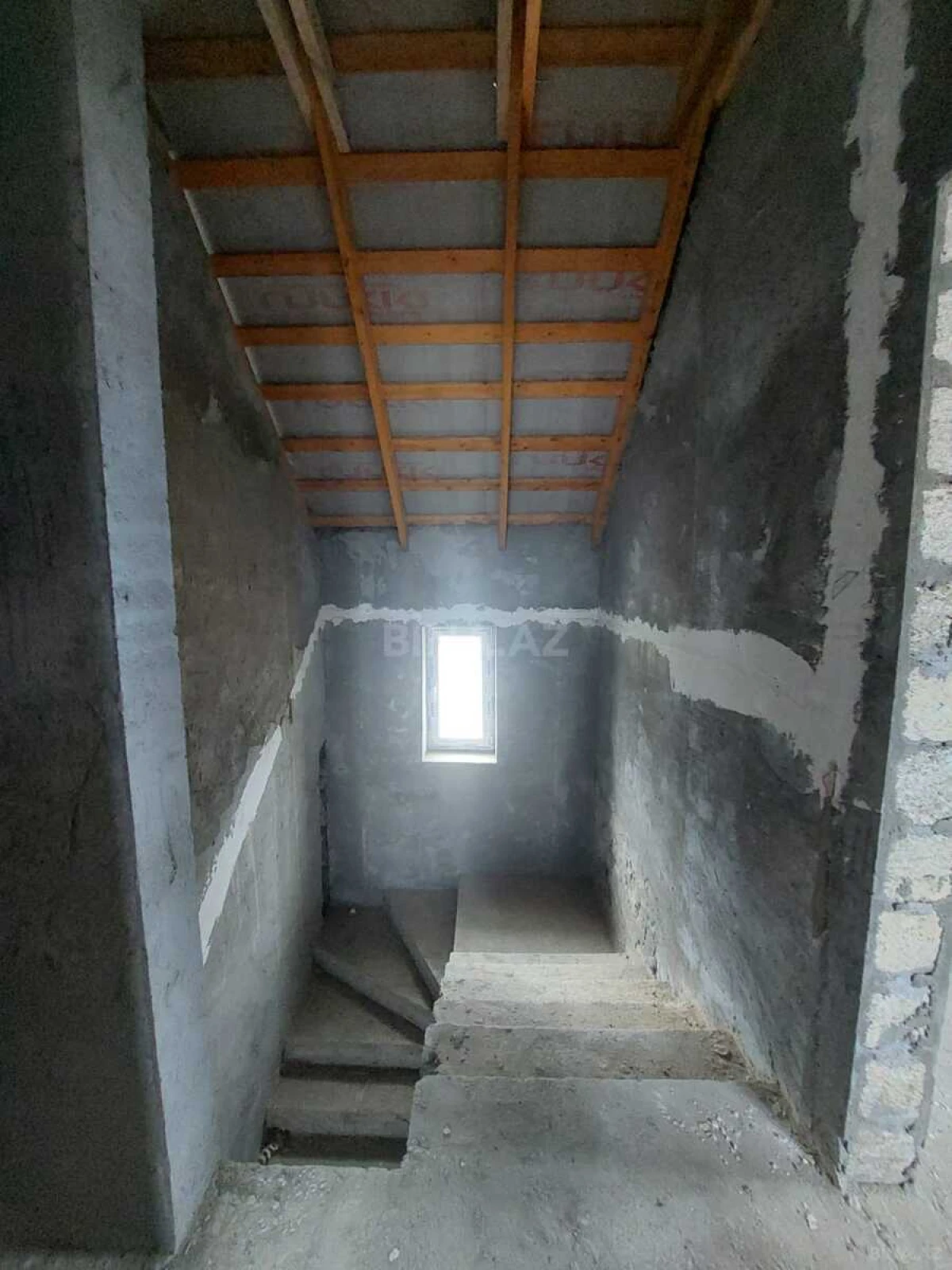 Satılır 4 otaqlı həyət evi 90 m²