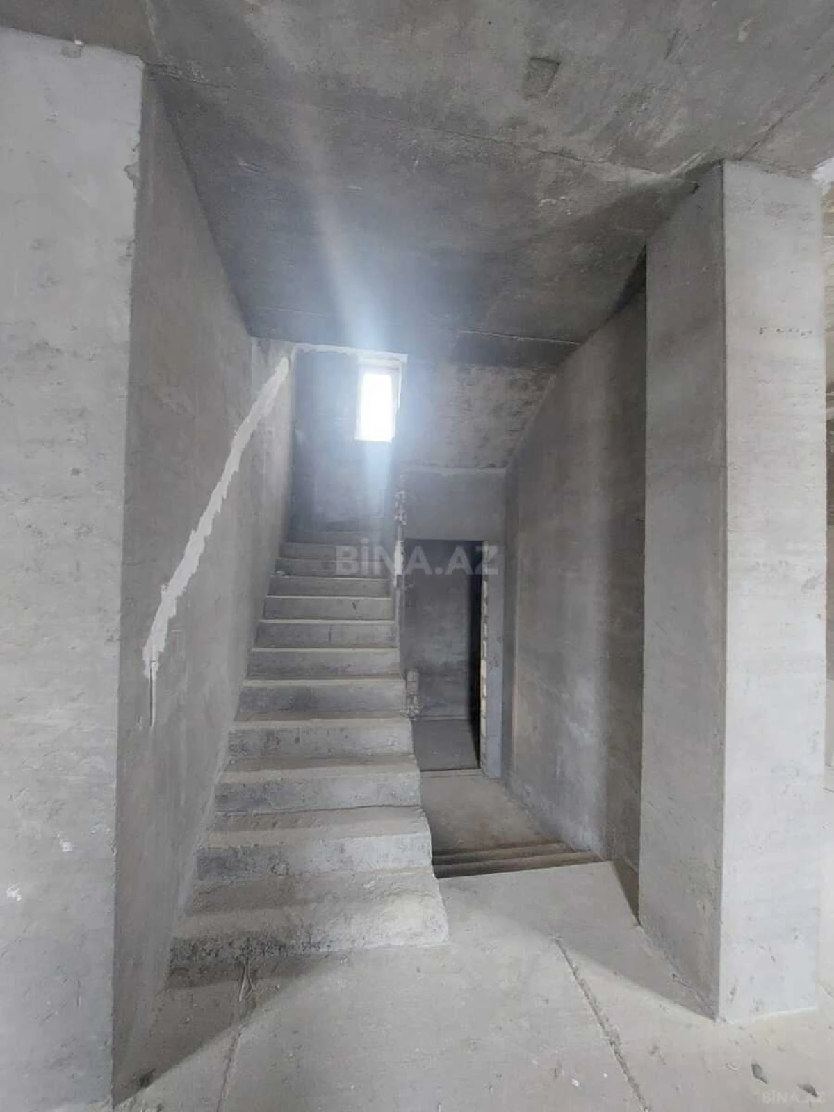 Satılır 4 otaqlı həyət evi 90 m²