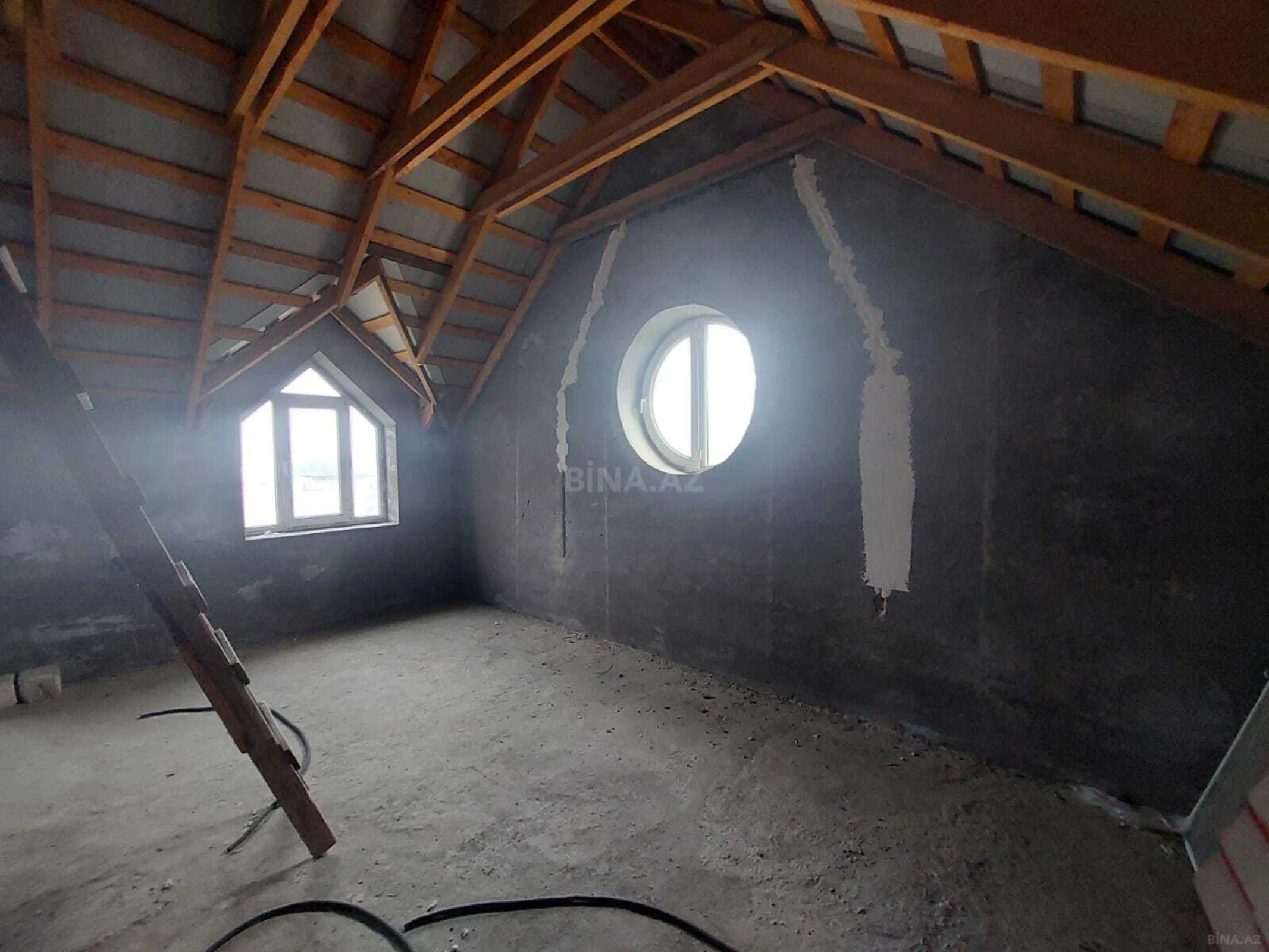 Satılır 4 otaqlı həyət evi 90 m²