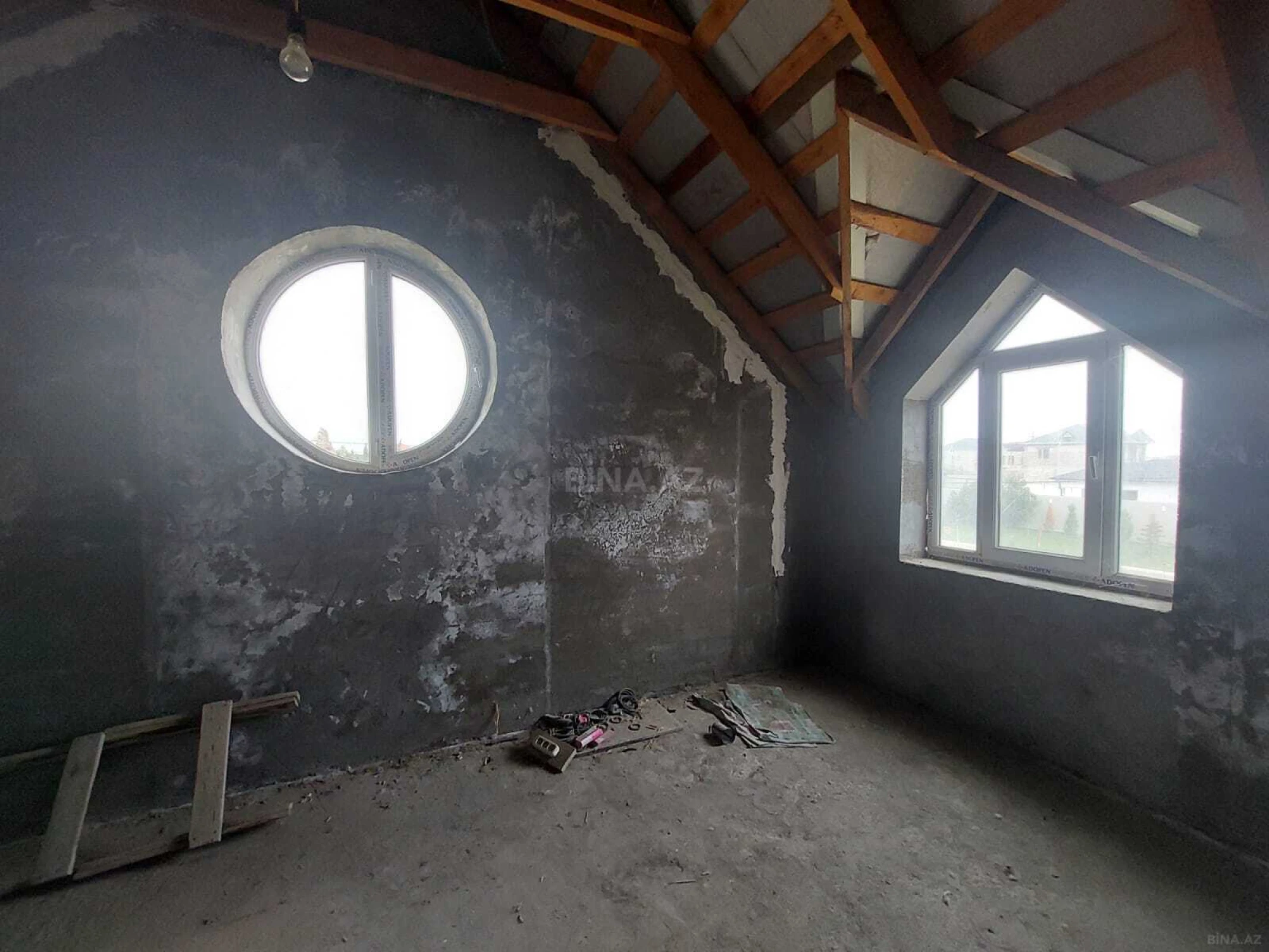 Satılır 4 otaqlı həyət evi 90 m²