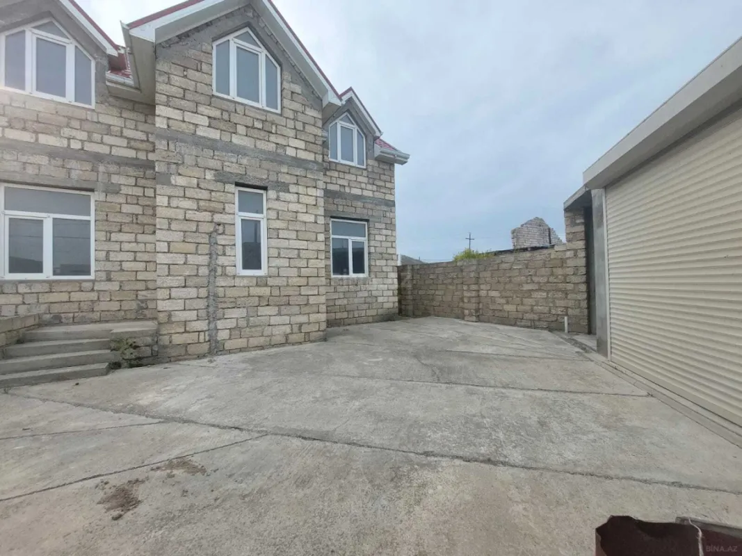 Satılır 4 otaqlı həyət evi 90 m²