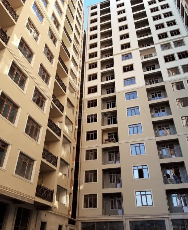 Satılır 2 otaqlı mənzil 70 m²