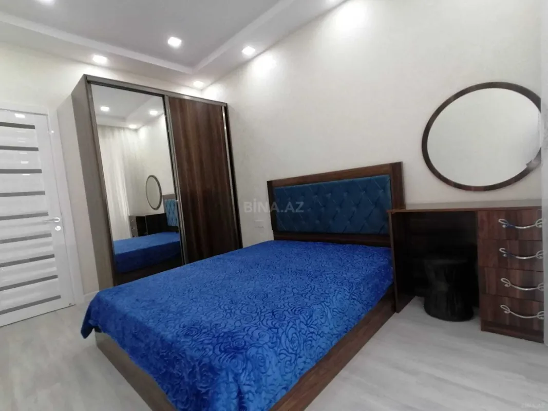 Kirayə verilir 2 otaqlı mənzil 70 m²