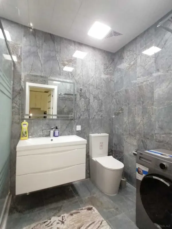 Kirayə verilir 2 otaqlı mənzil 70 m²