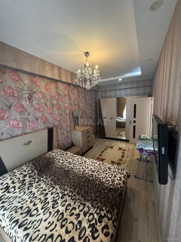 Kirayə verilir 2 otaqlı mənzil 75 m²