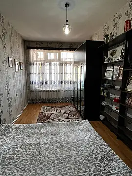 Satılır 4 otaqlı mənzil 149 m²