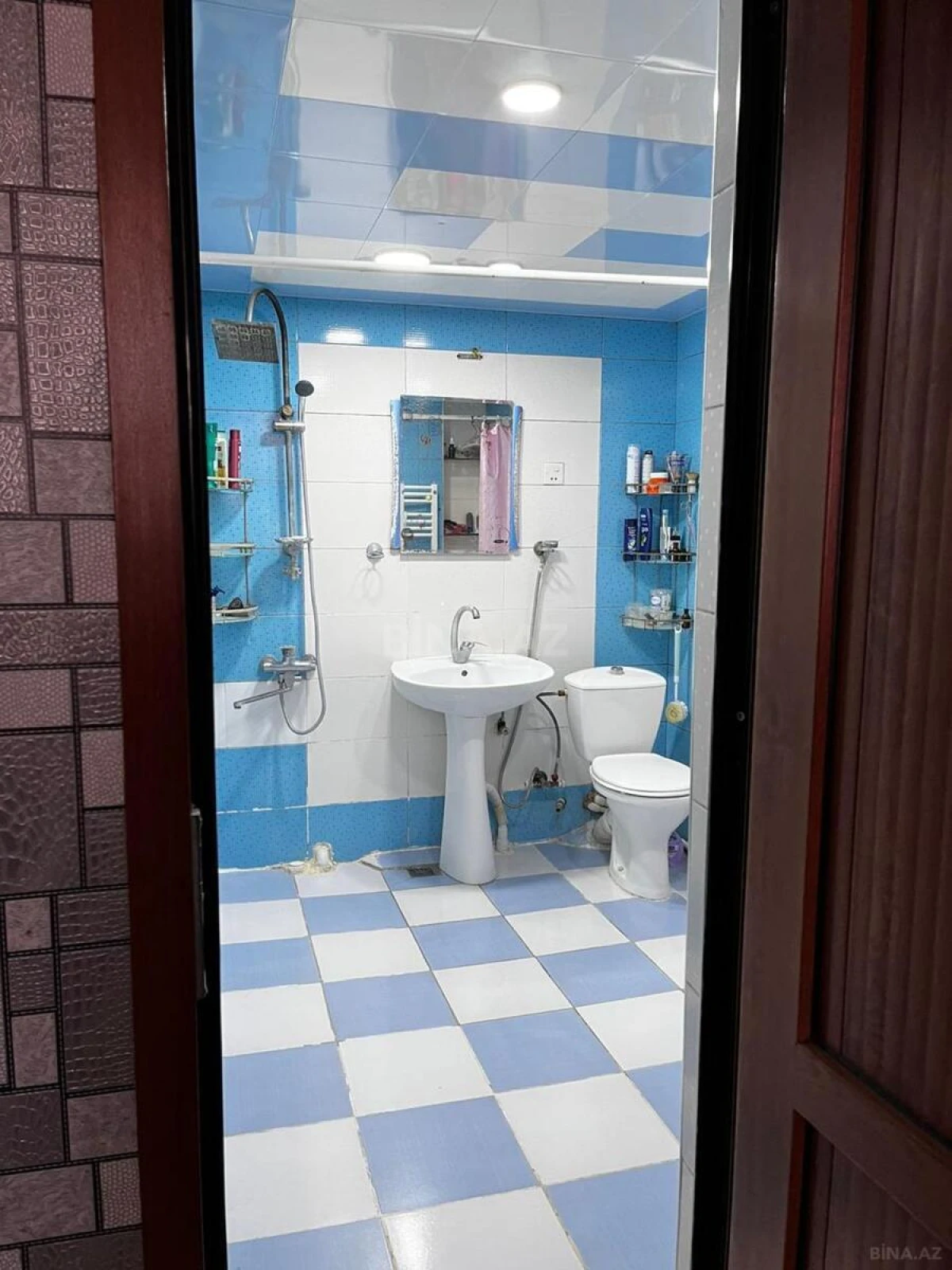 Satılır 4 otaqlı mənzil 149 m²