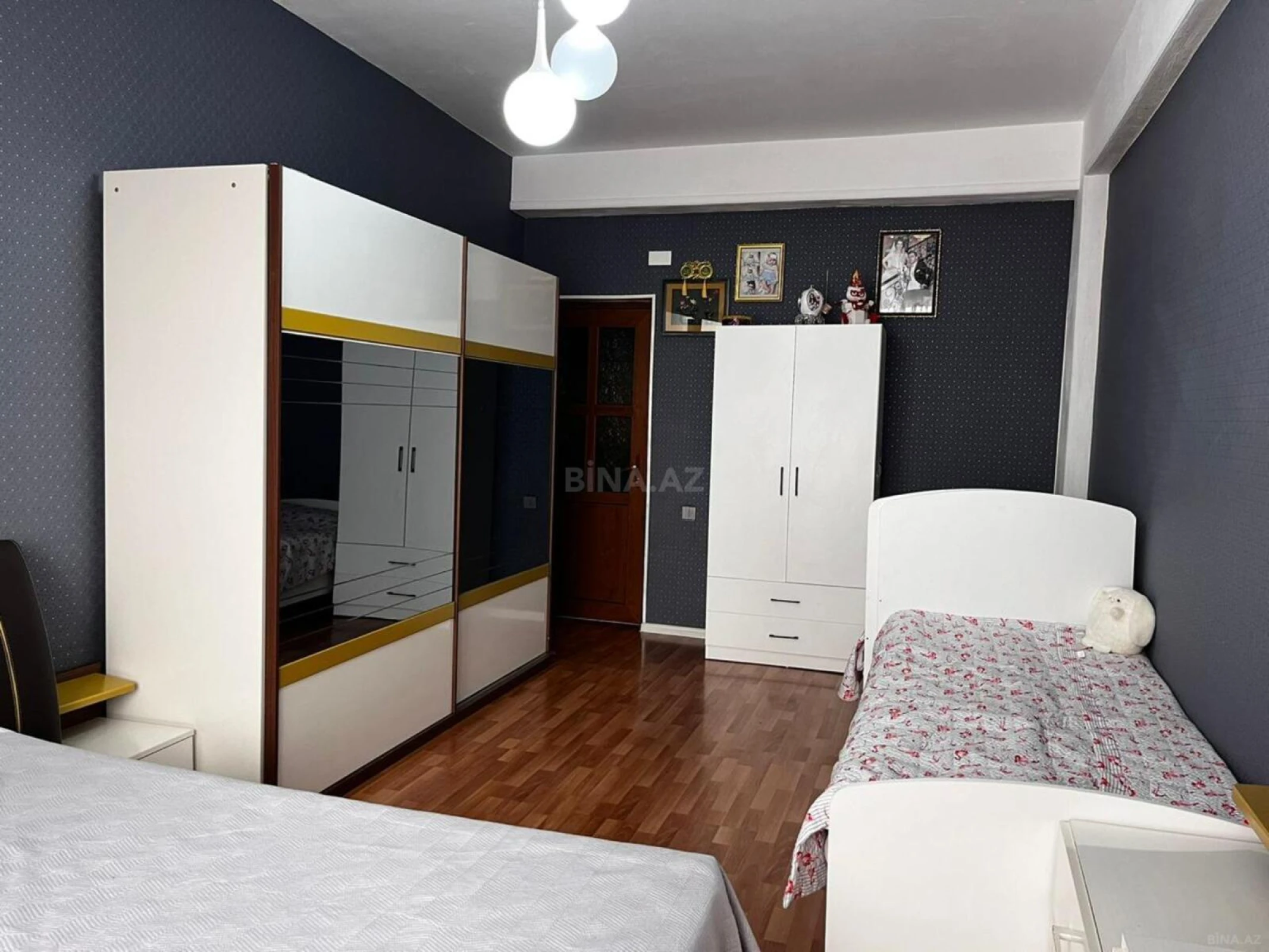 Satılır 4 otaqlı mənzil 149 m²