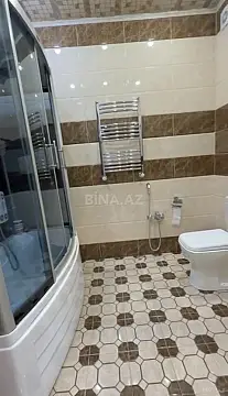 Satılır 3 otaqlı mənzil 127 m²