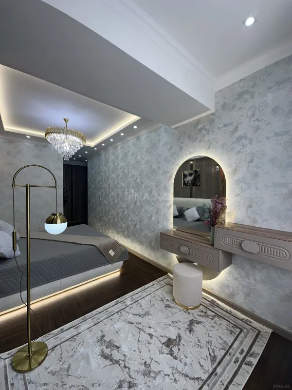 Satılır 3 otaqlı mənzil 129 m²