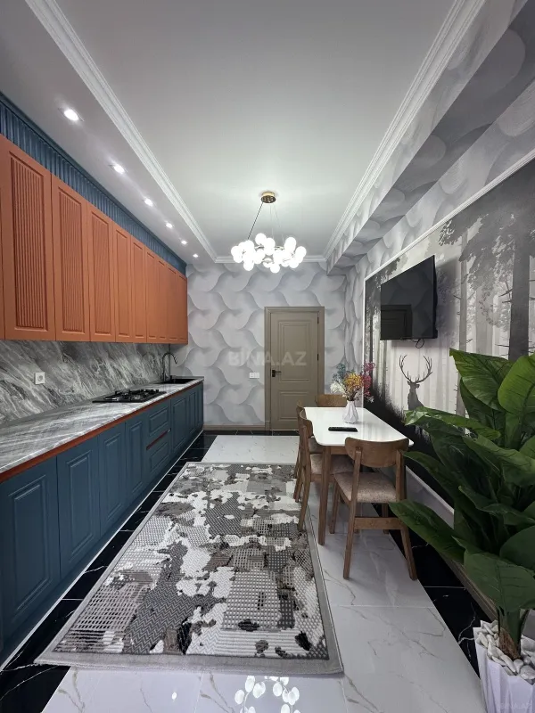 Satılır 3 otaqlı mənzil 129 m²