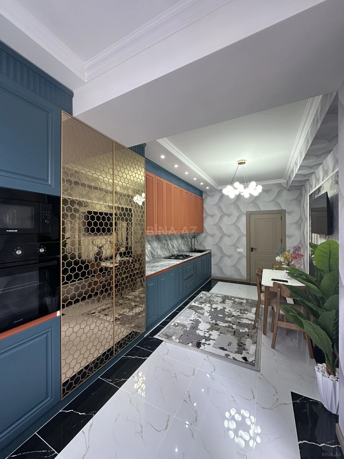 Satılır 3 otaqlı mənzil 129 m²