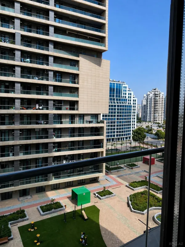 Kirayə verilir 3 otaqlı mənzil 147 m²