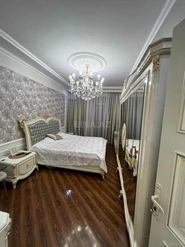 Kirayə verilir 3 otaqlı mənzil 147 m²