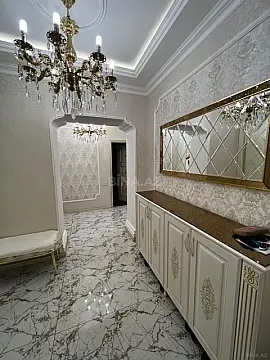 Kirayə verilir 3 otaqlı mənzil 147 m² — Bakı 3 otaq 147.00 m²