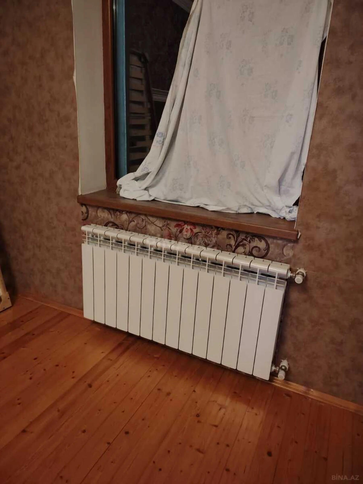 Satılır 4 otaqlı həyət evi 180 m²