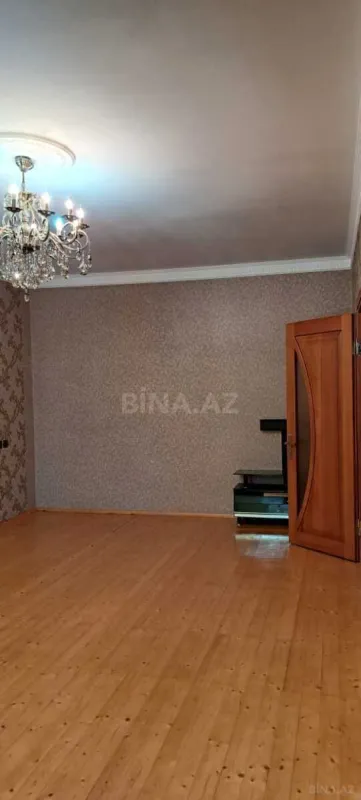 Satılır 4 otaqlı həyət evi 180 m²