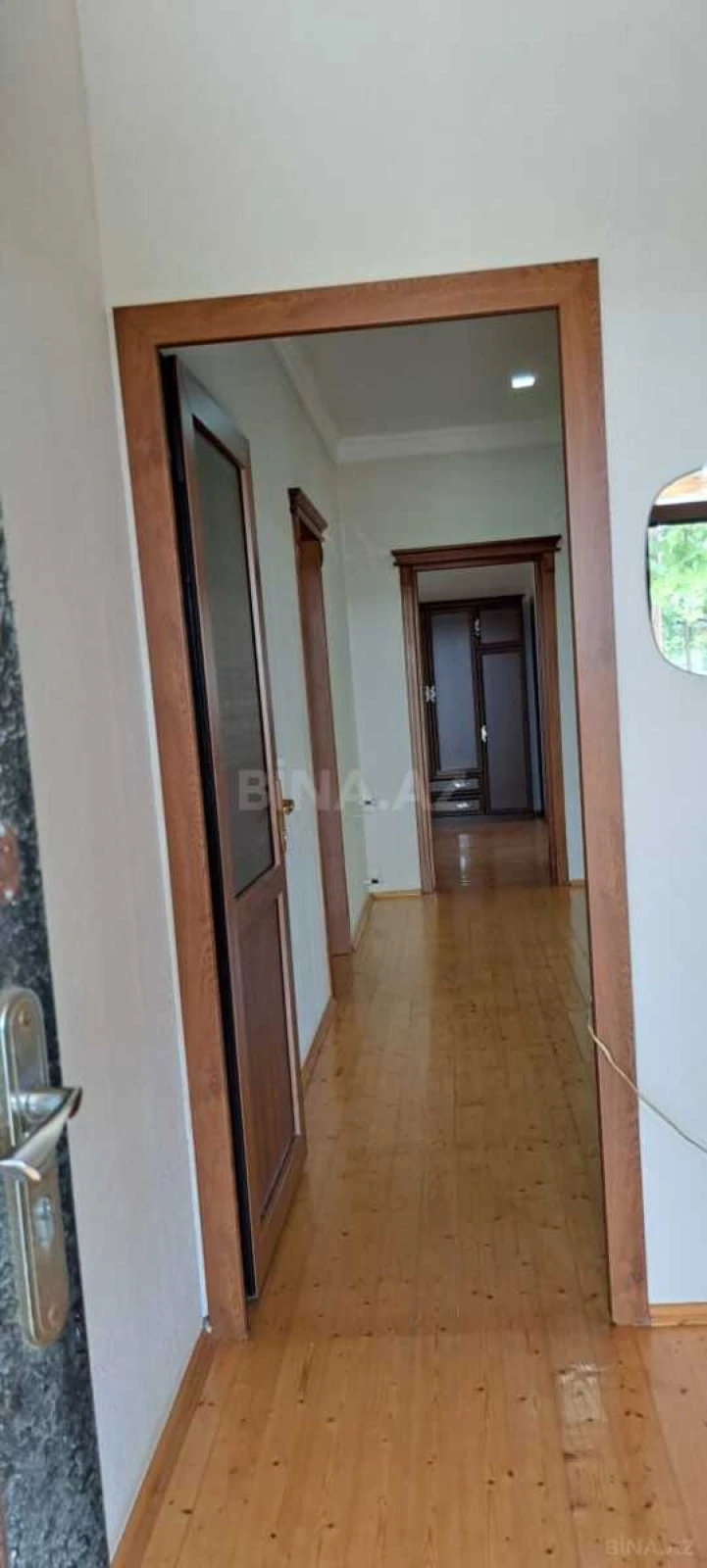 Satılır 4 otaqlı həyət evi 180 m²