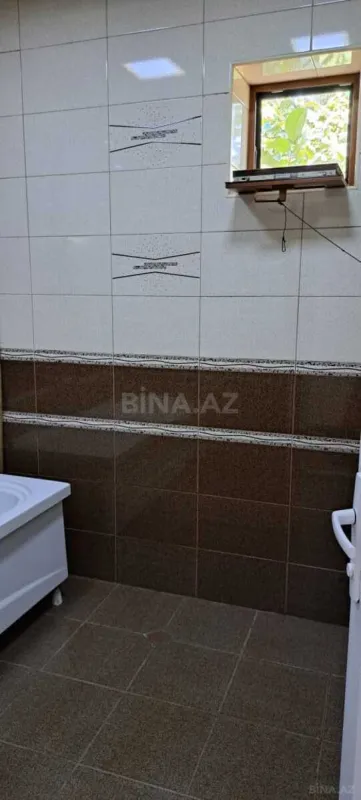 Satılır 4 otaqlı həyət evi 180 m²