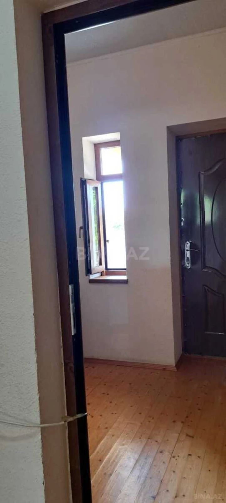 Satılır 4 otaqlı həyət evi 180 m²