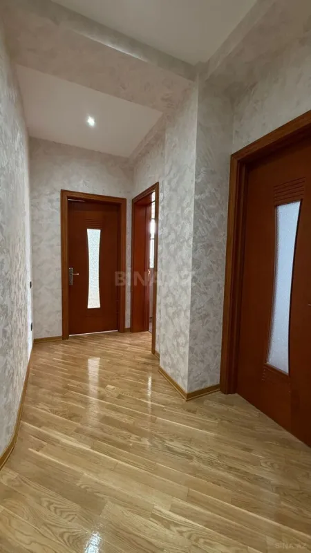 Satılır 3 otaqlı mənzil 120 m²