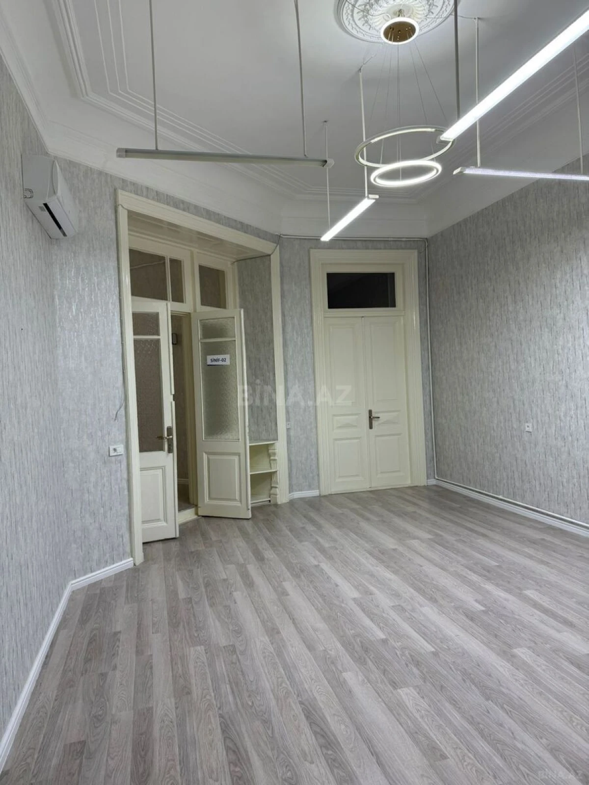 Satılır obyekt 140 m²